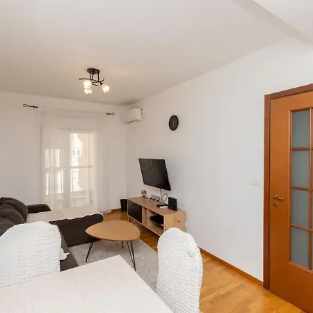 Compass 4 * Podgorica
