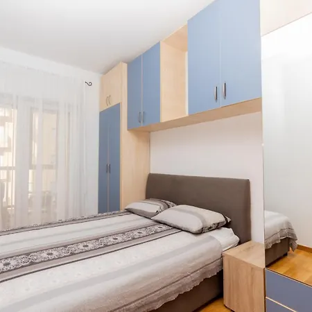 Compass 4 Apartament